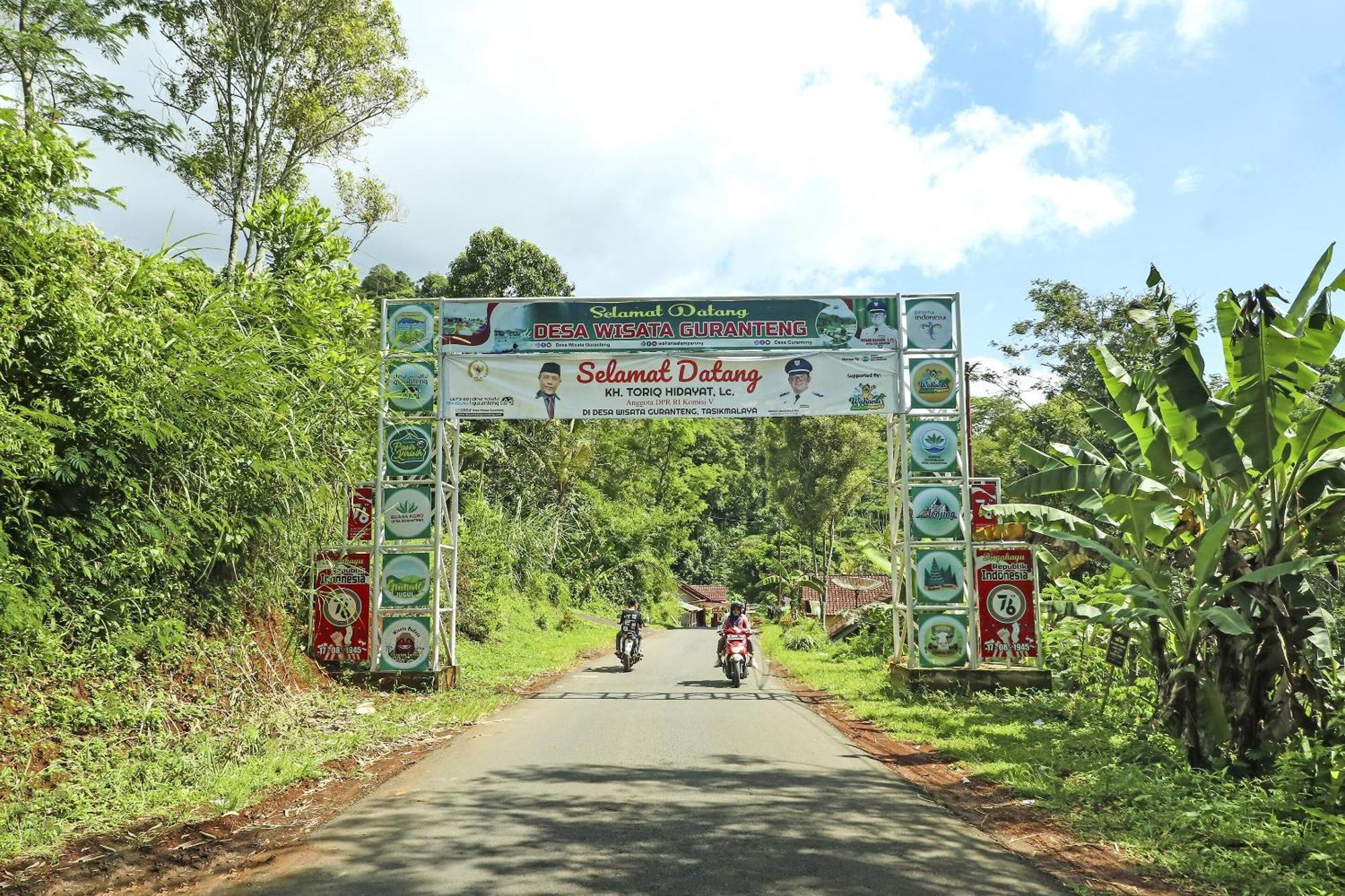 Oyo Homes 90956 Desa Wisata Guranteng Pendjalu Ngoại thất bức ảnh